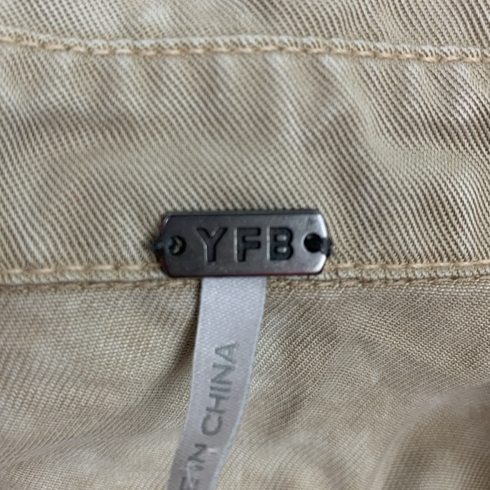 YFB Beige Button-Up Romper Shorts set Size XS Elastic waist Collar Pockets - Picture 5 of 11